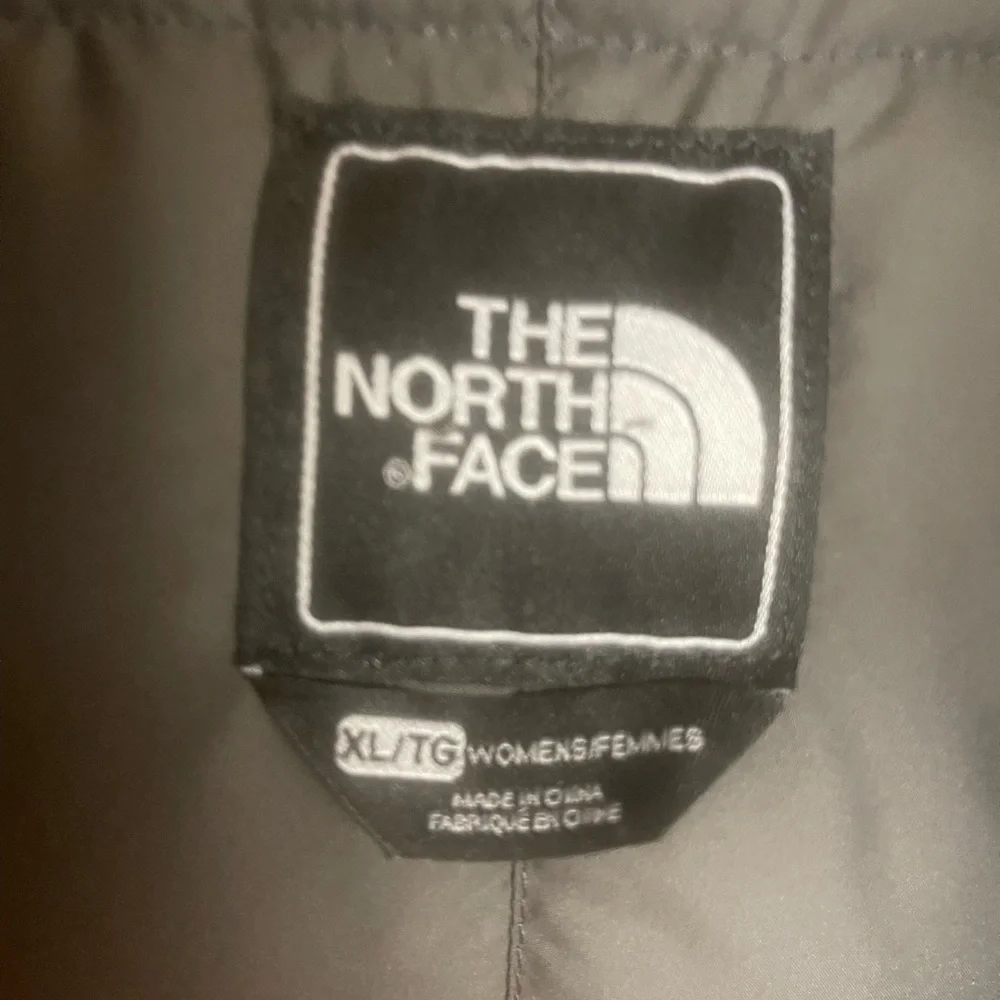 Northface coat - Picture 9 of 9